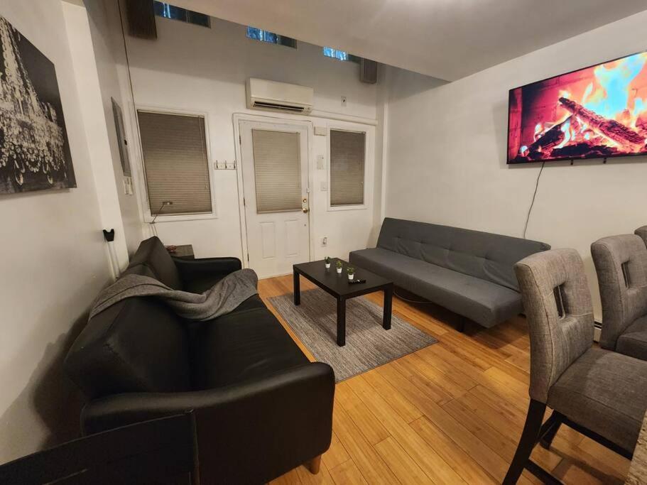 Cosy Modern Home Mins To Nyc! Union City Kültér fotó